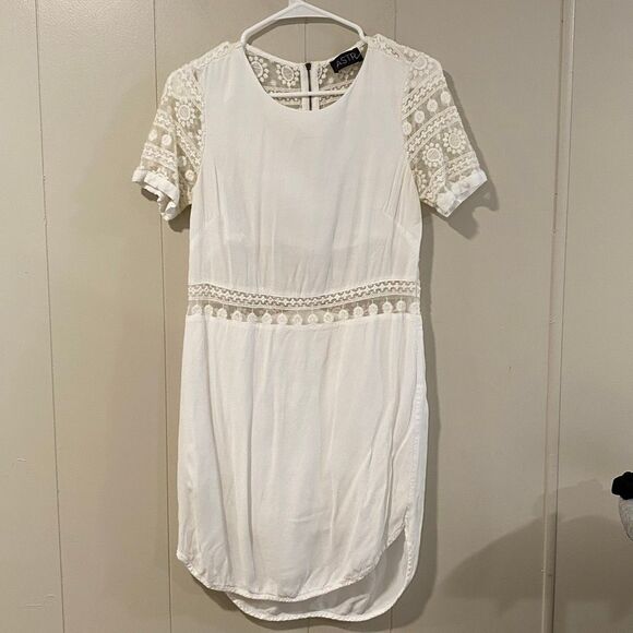 ASTR The Label White Lace Trim Dress • Silk Blend • Size S • Bridal Shower / Gra - Picture 2 of 8